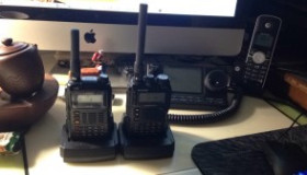 八重洲 YAESU CD-41快速充电器指示灯常亮故障检修 八重洲 YAESU CD-41快速充电器指示灯常亮故障检修